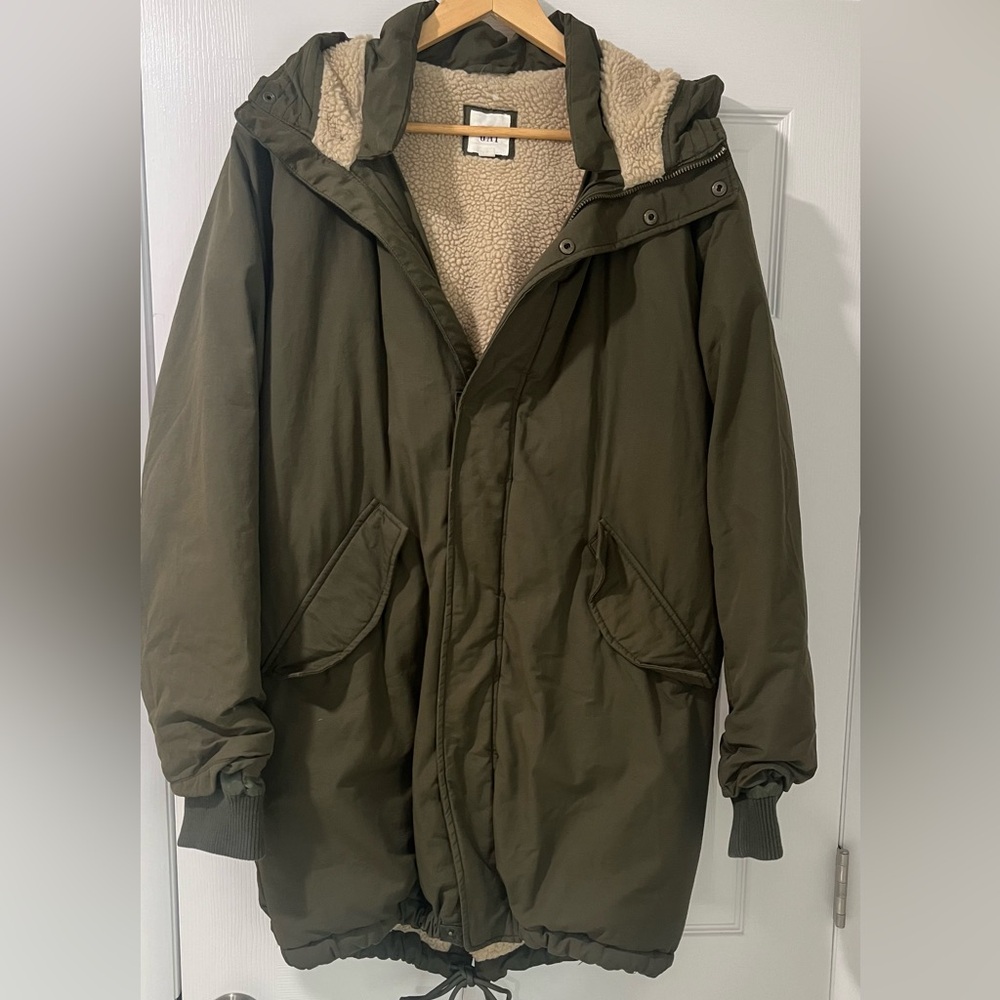 Men’s winter coat.